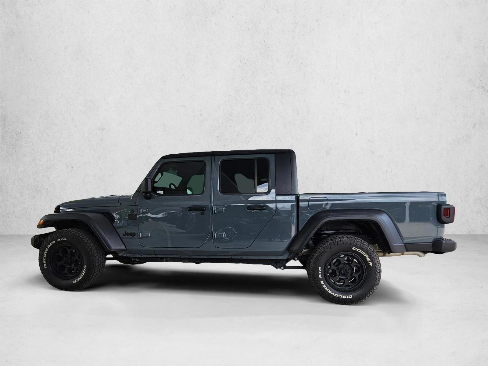 Thumbnail: 2025 Jeep Gladiator - 2