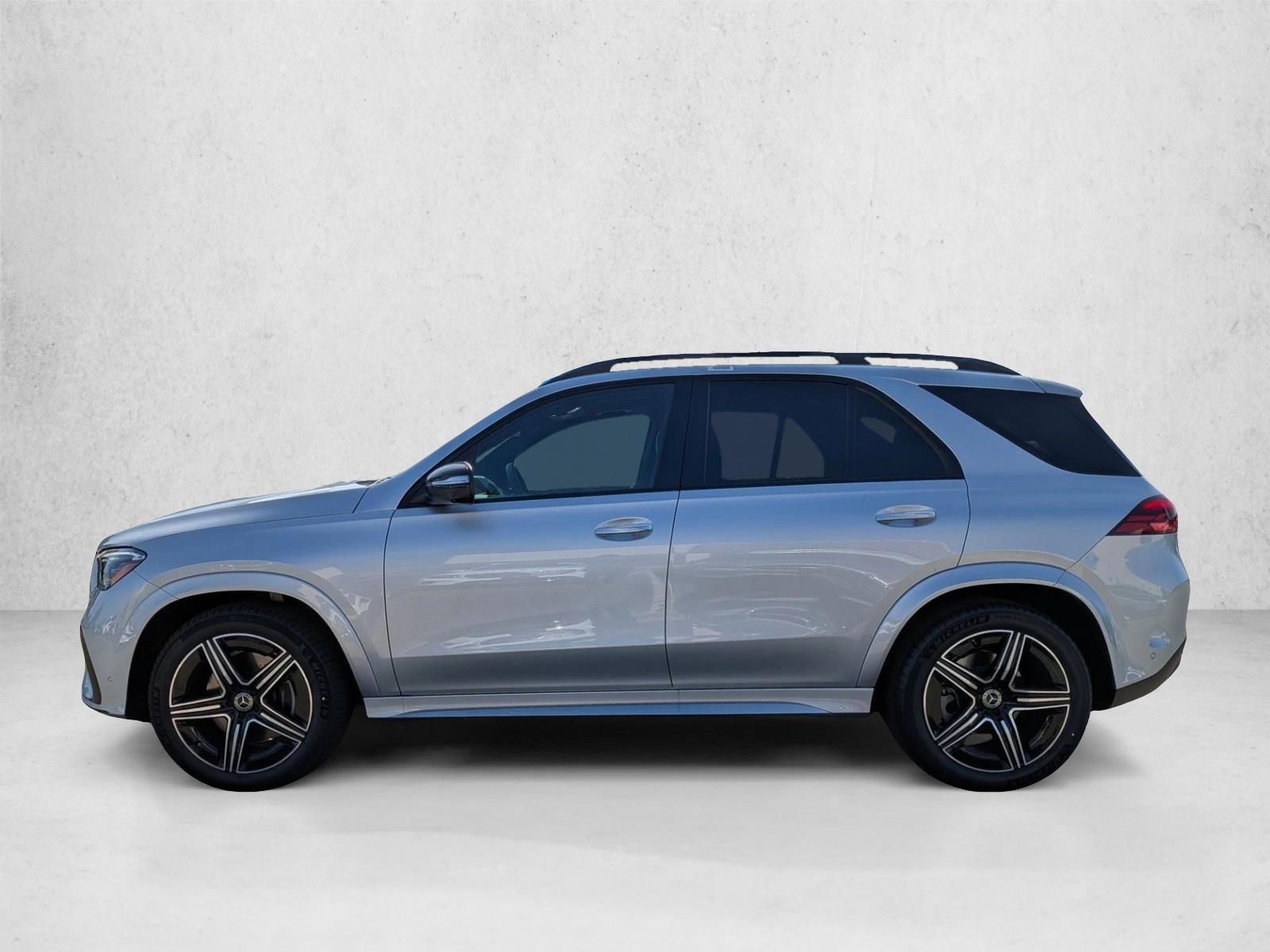 Thumbnail: 2026 Mercedes-Benz GLE - 2