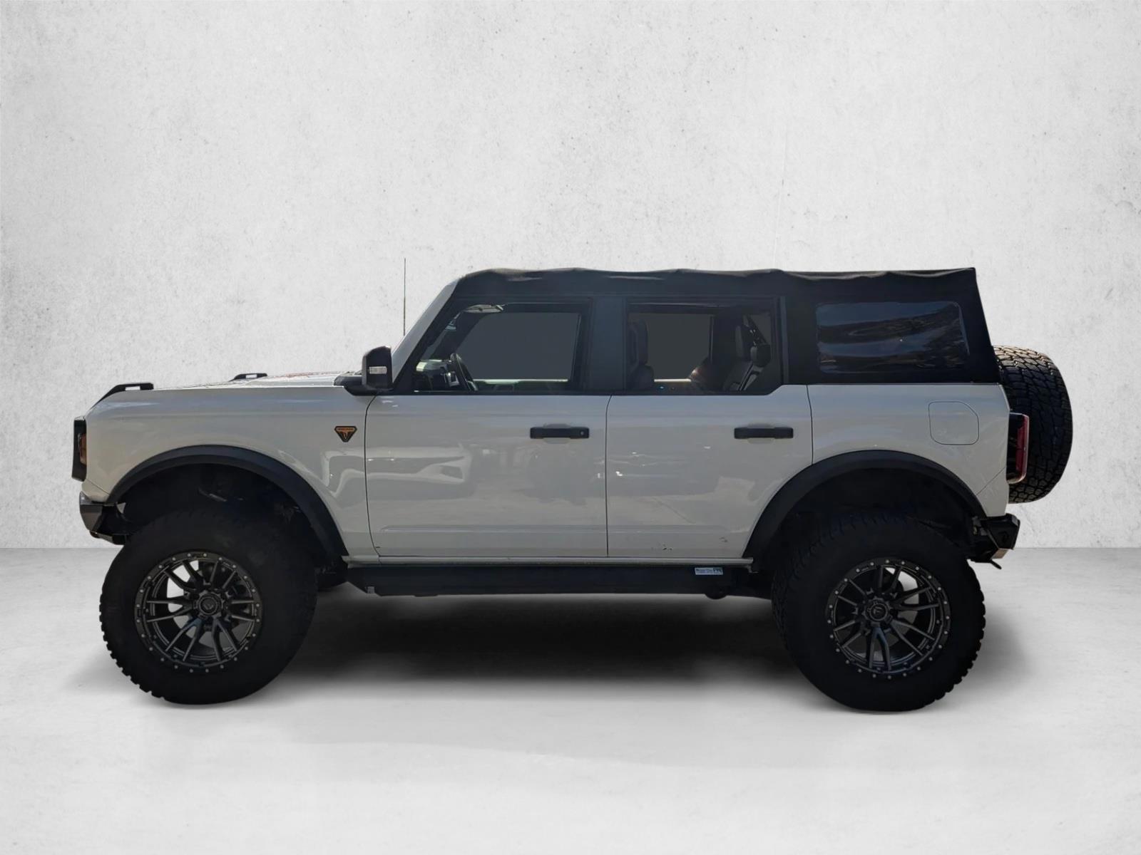 Thumbnail: 2022 Ford Bronco - 2