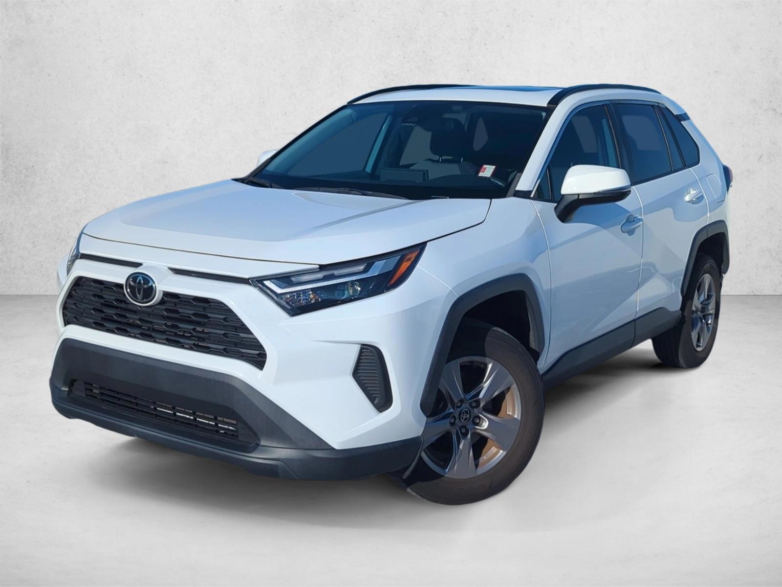 Thumbnail: 2022 Toyota RAV4 - 1