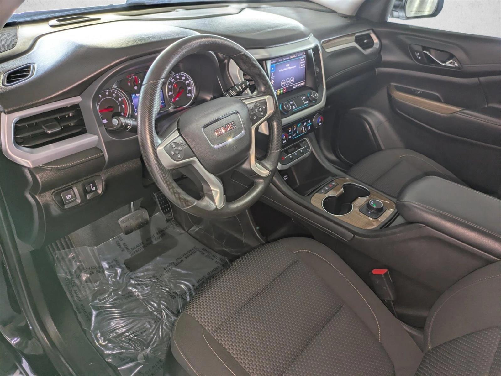 Thumbnail: 2022 GMC Acadia - 3
