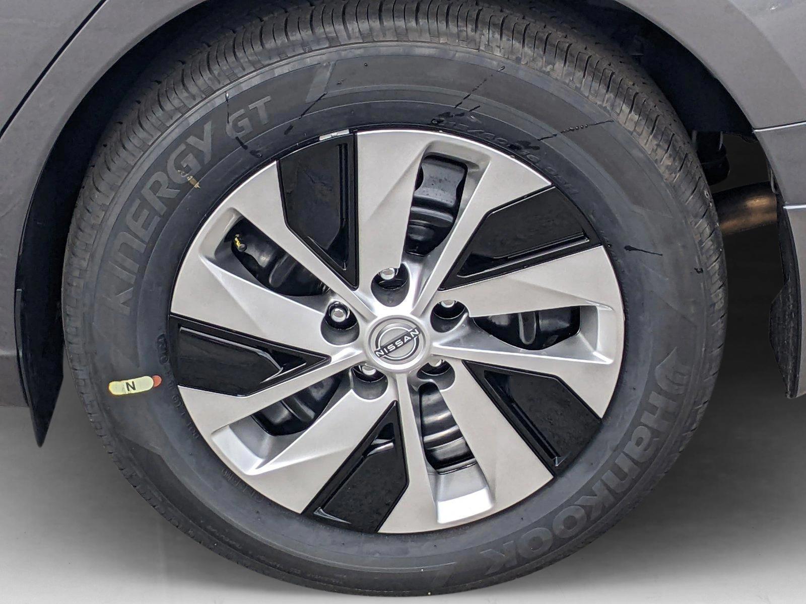 2025 Nissan Altima S - Photo 9