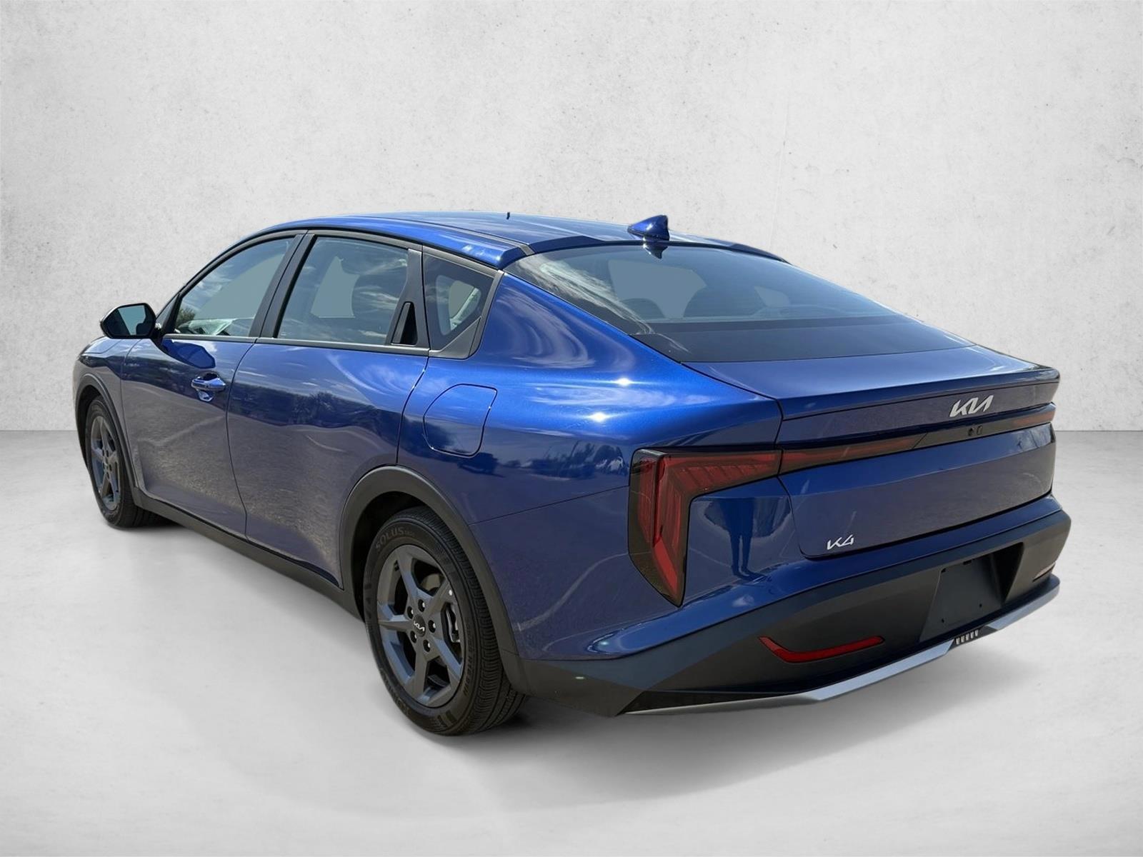 2025 Kia K4 LXS - Photo 8