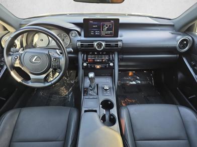 2021 Lexus IS
