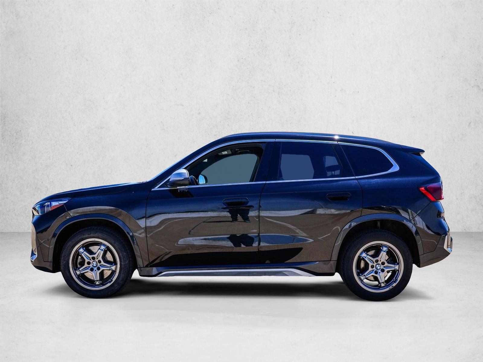Thumbnail: 2023 BMW X1 - 2