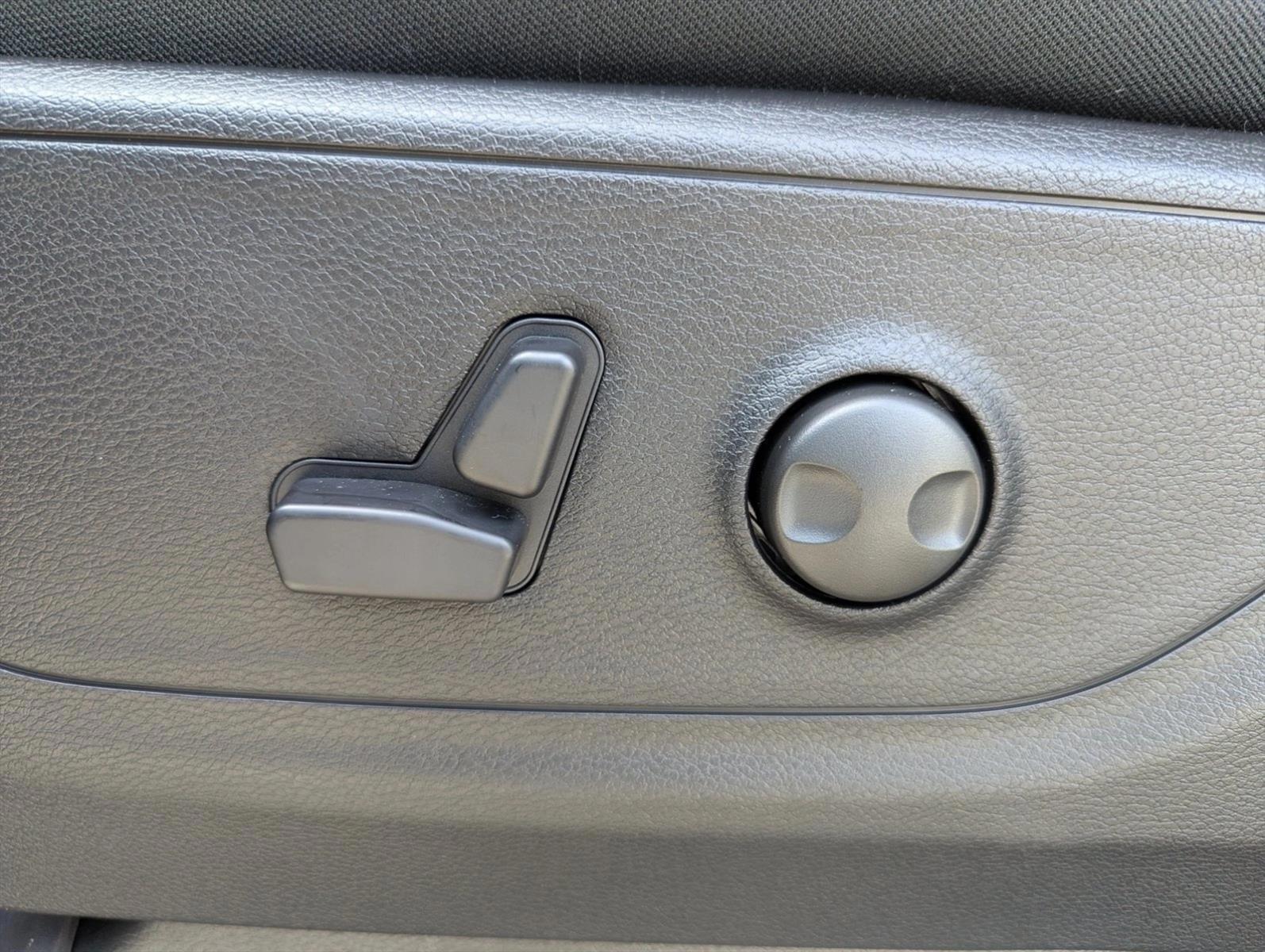 Thumbnail: 2026 RAM 1500 - 3
