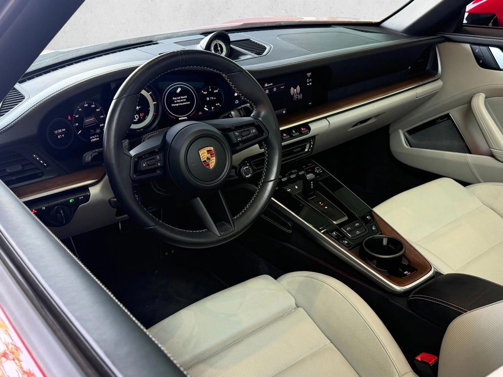 Thumbnail: 2022 Porsche 911 - 4