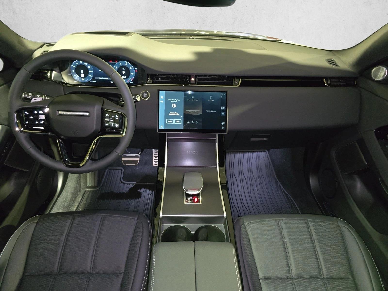 Thumbnail: 2026 Land Rover Range Rover Evoque - 3
