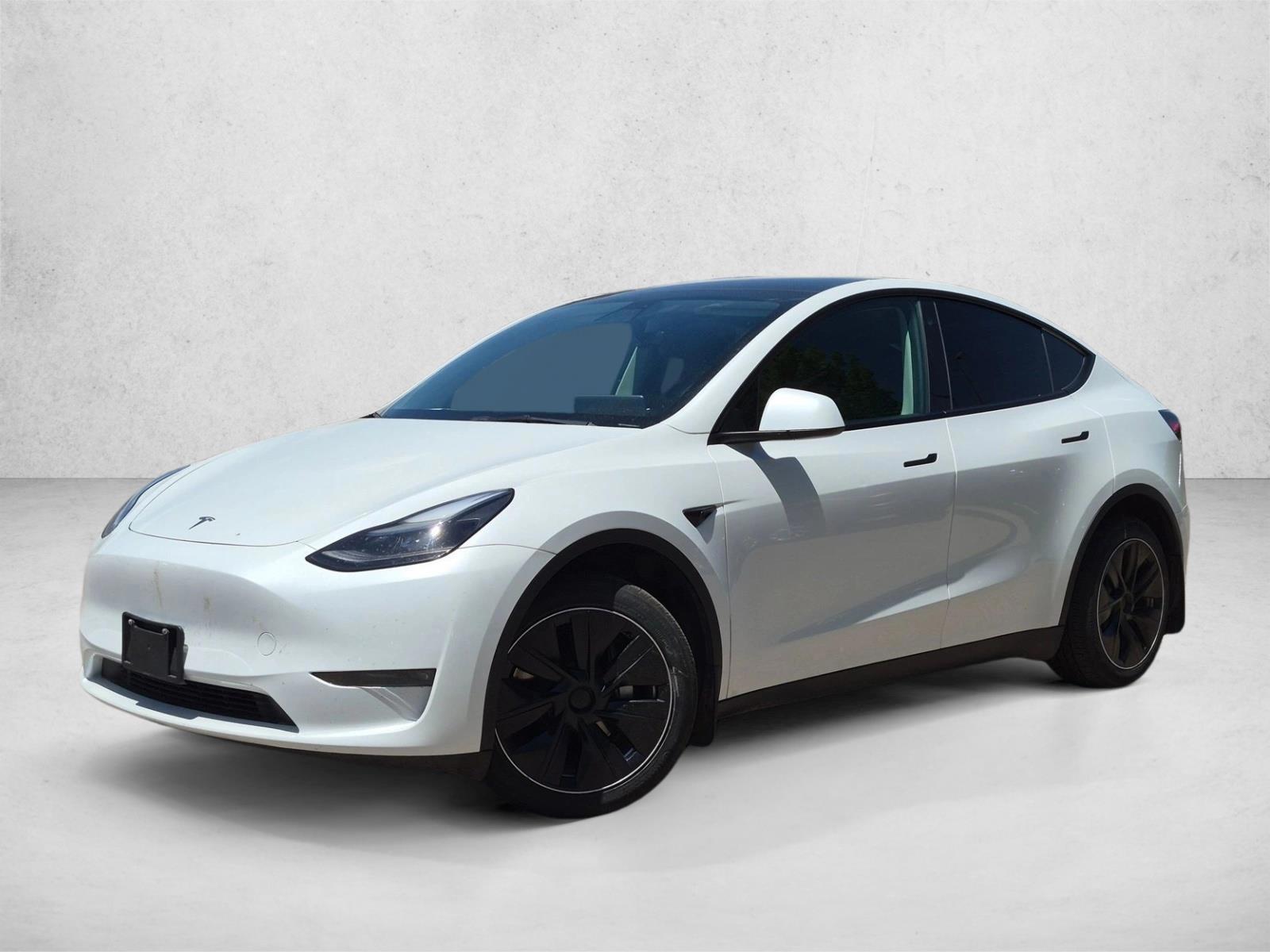 2023 Tesla Model Y Long Range Dual Motor All-Wheel Drive's photo