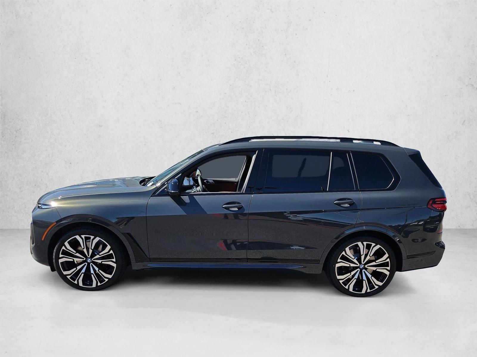 Thumbnail: 2027 BMW X7 - 2