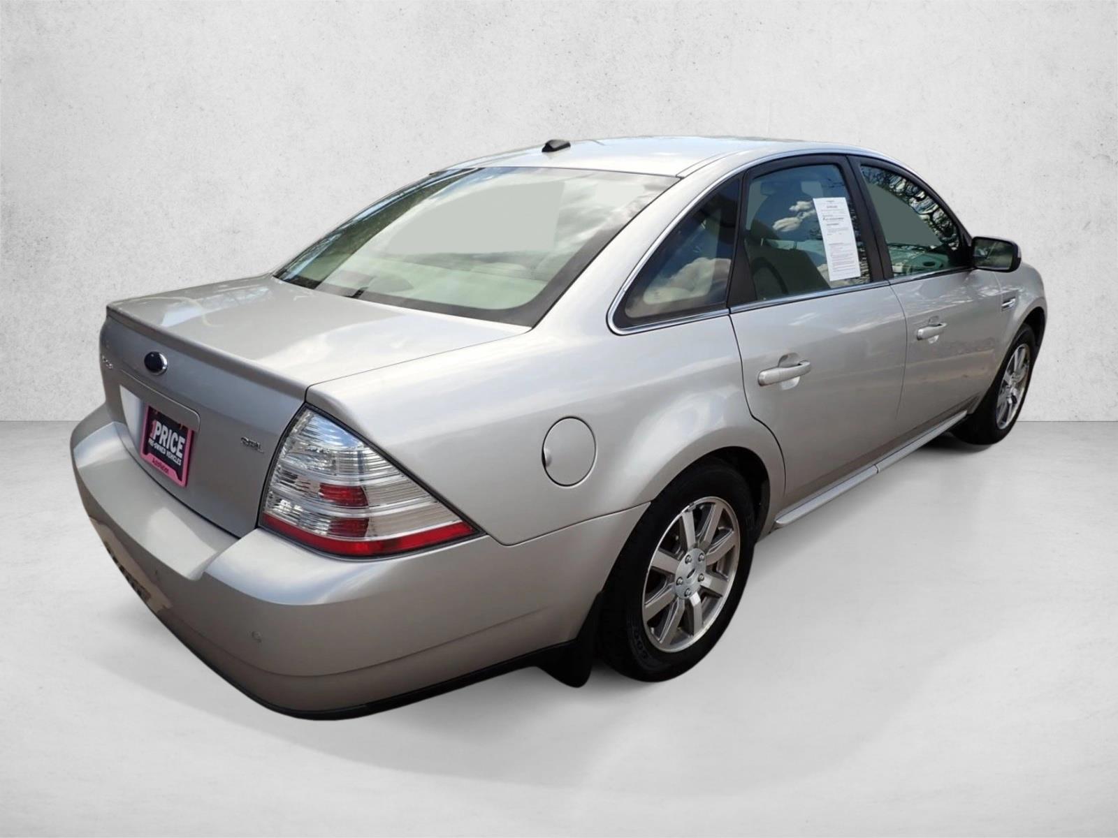 Thumbnail: 2008 Ford Taurus - 2
