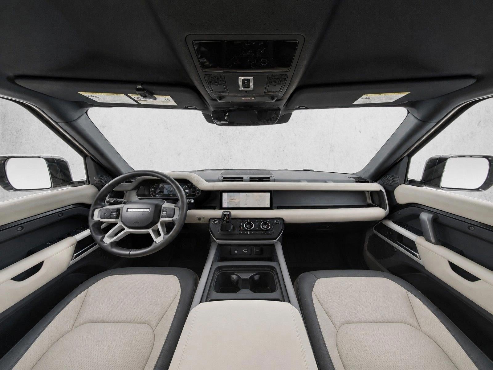 Thumbnail: 2023 Land Rover Defender - 3