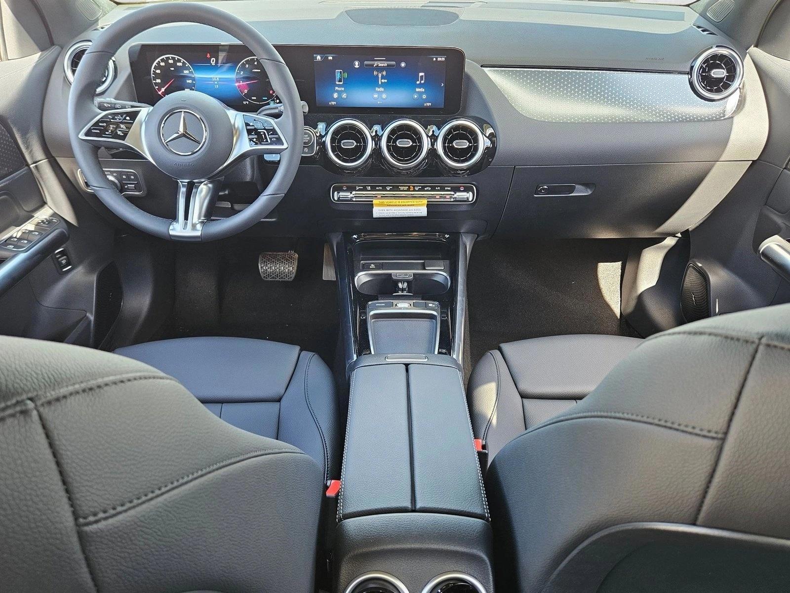 Thumbnail: 2026 Mercedes-Benz GLA - 3