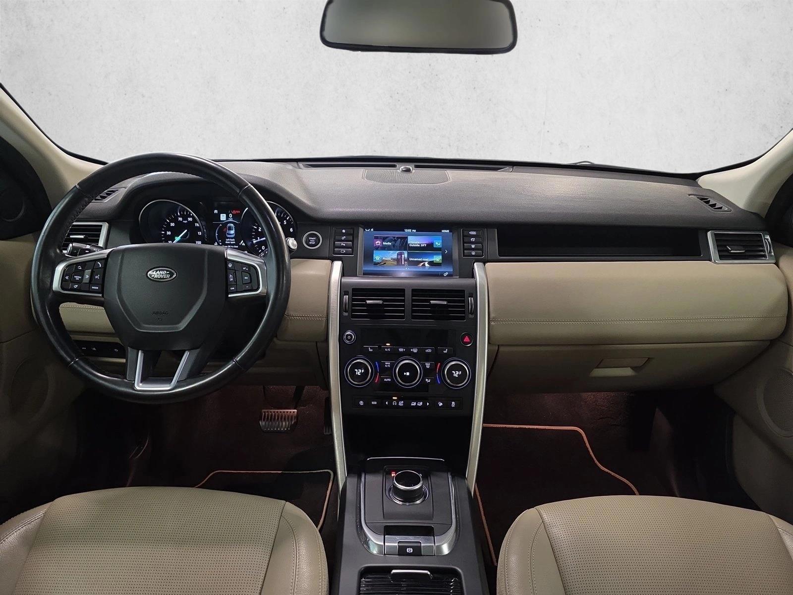 Thumbnail: 2018 Land Rover Discovery Sport - 3