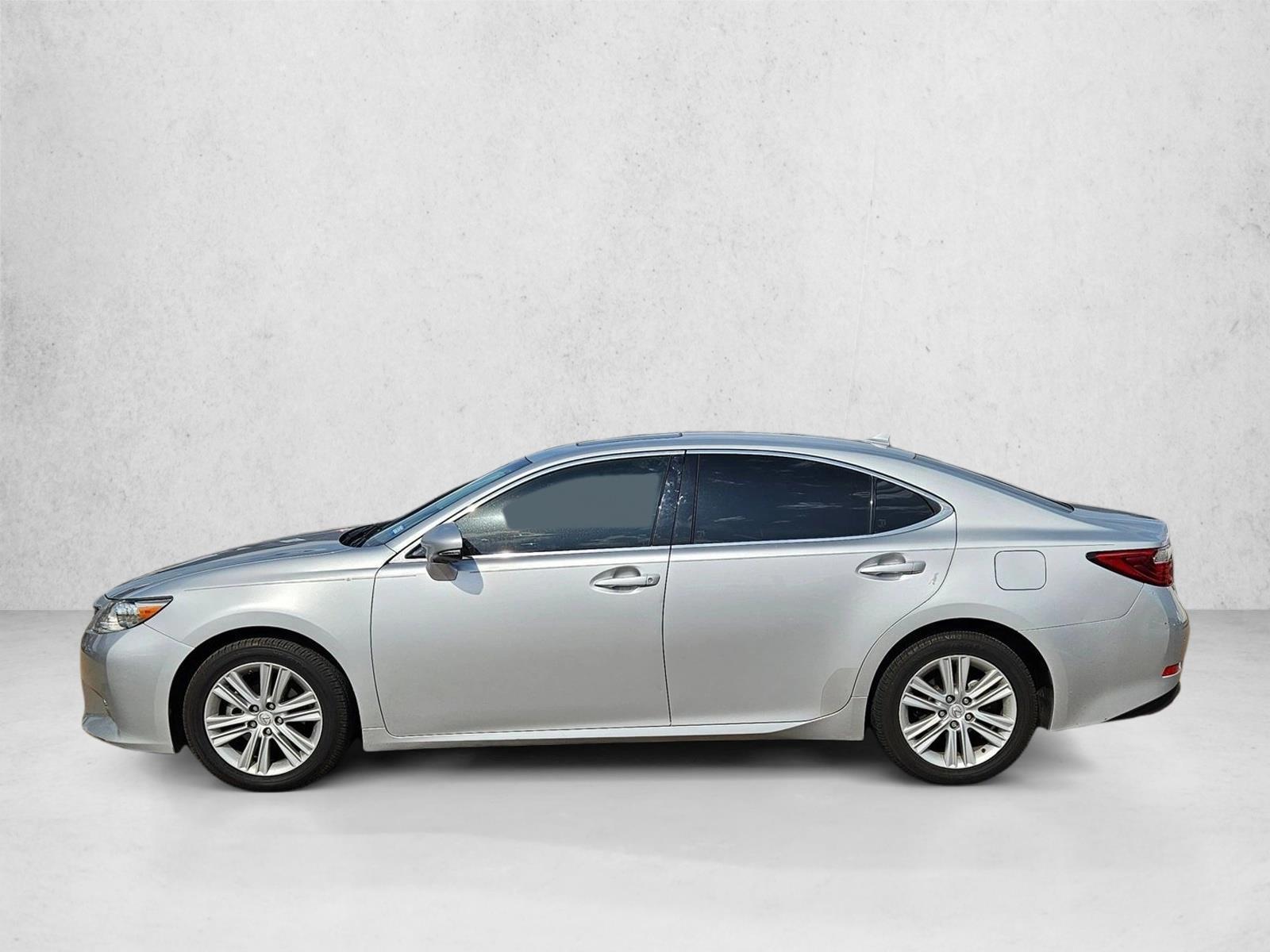 Thumbnail: 2014 Lexus ES - 2