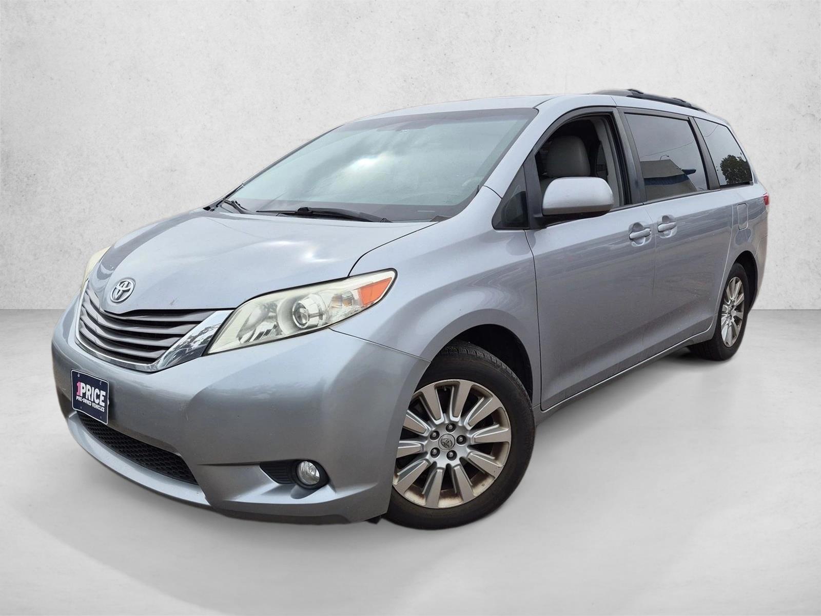 2012 Toyota Sienna