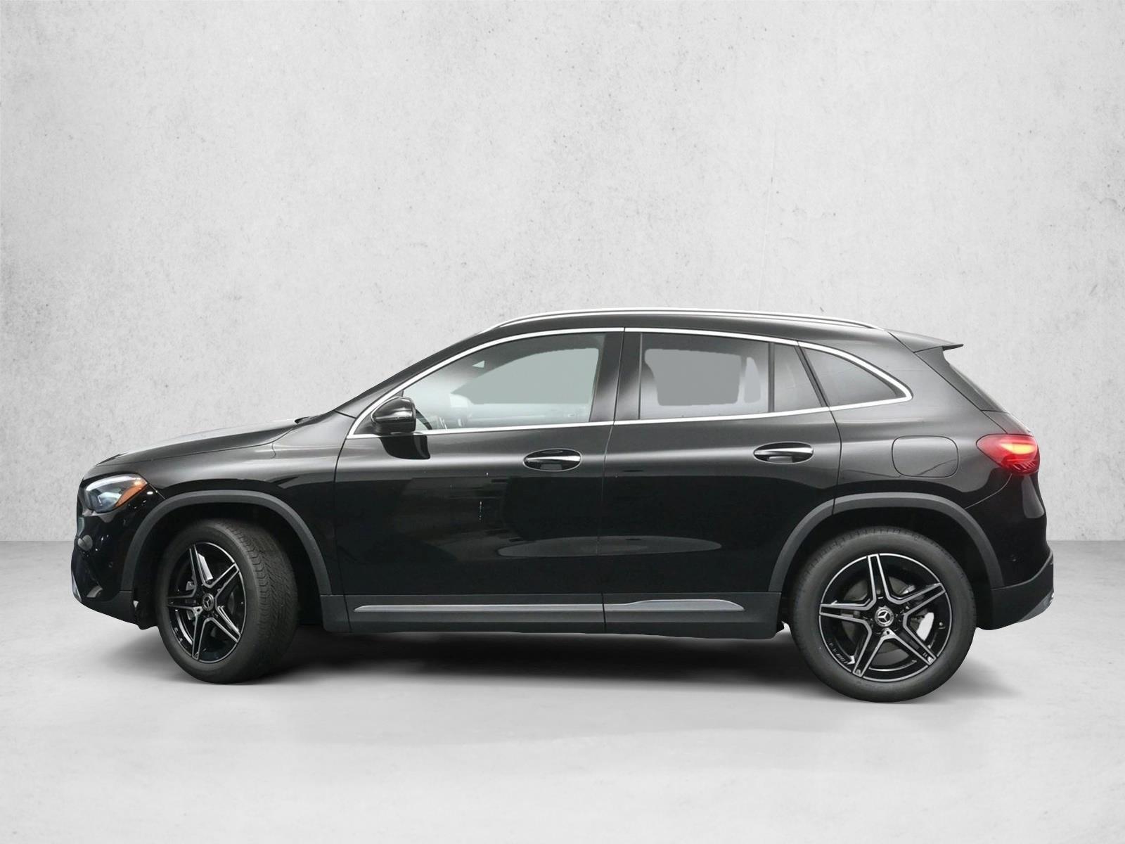 Thumbnail: 2026 Mercedes-Benz GLA - 2