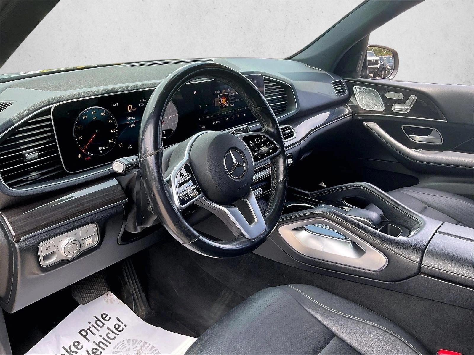 Thumbnail: 2020 Mercedes-Benz GLE - 3