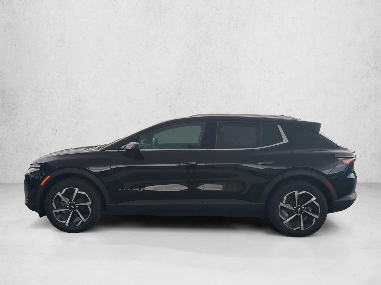 Thumbnail: 2026 Chevrolet Equinox - 2