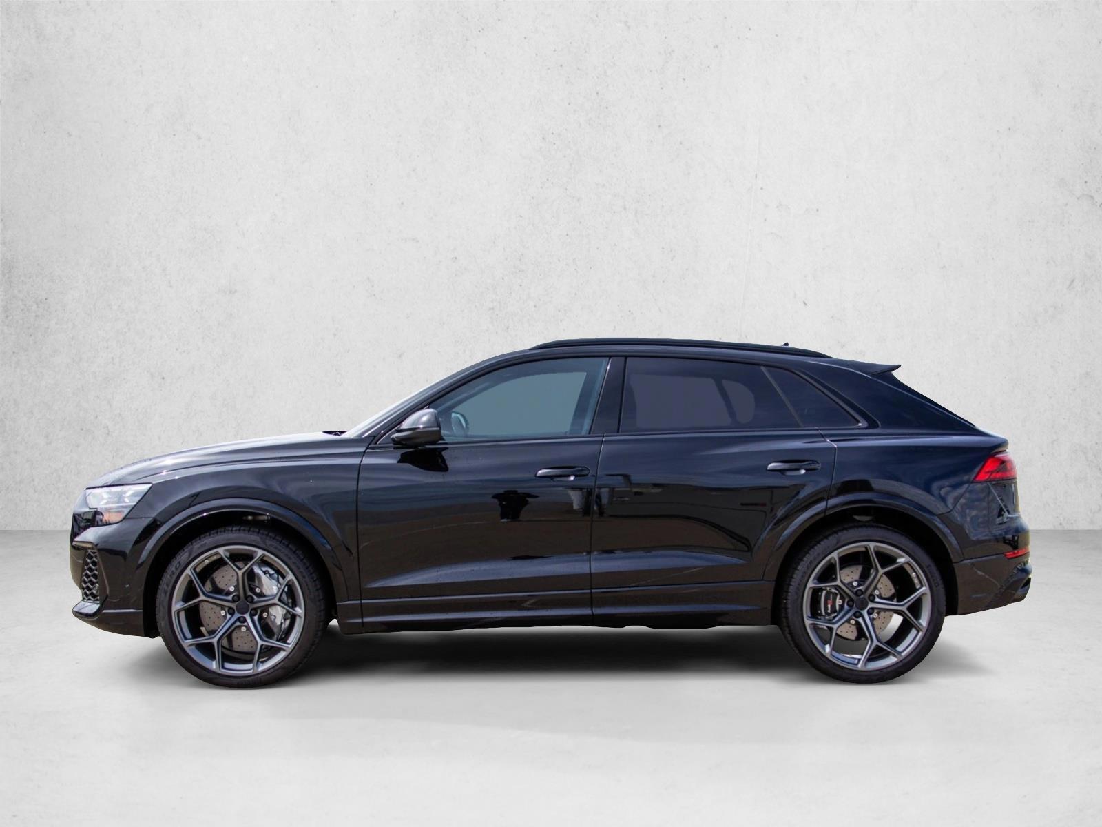Thumbnail: 2026 Audi RS Q8 - 2