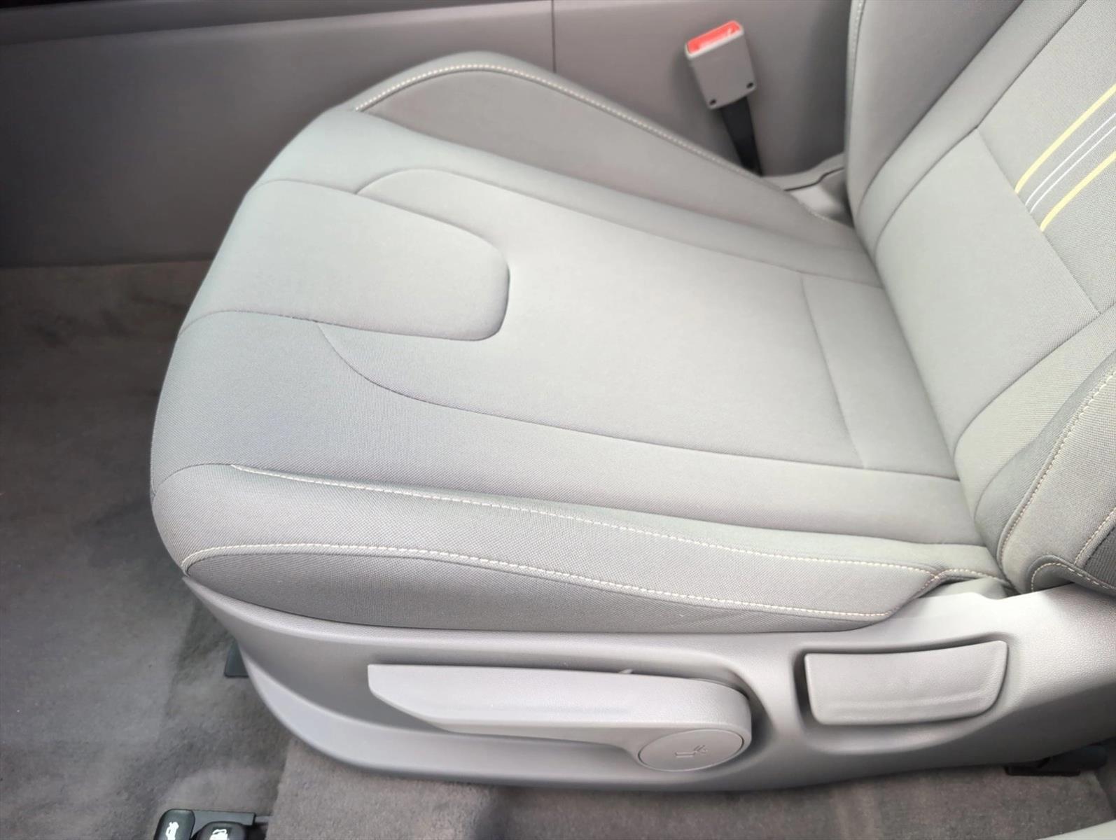Thumbnail: 2026 Hyundai Elantra - 5