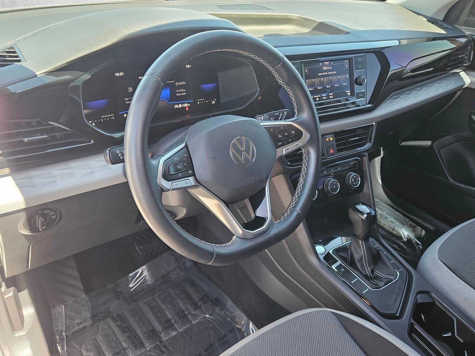 Thumbnail: 2023 Volkswagen Taos - 3