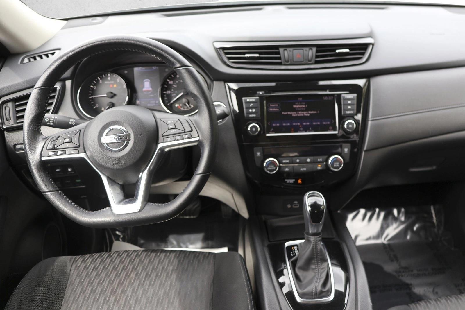 Thumbnail: 2020 Nissan Rogue - 4