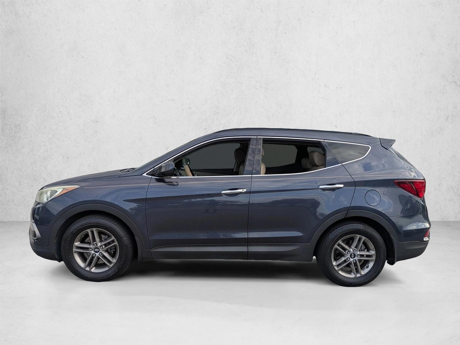 Thumbnail: 2017 Hyundai Santa Fe - 2