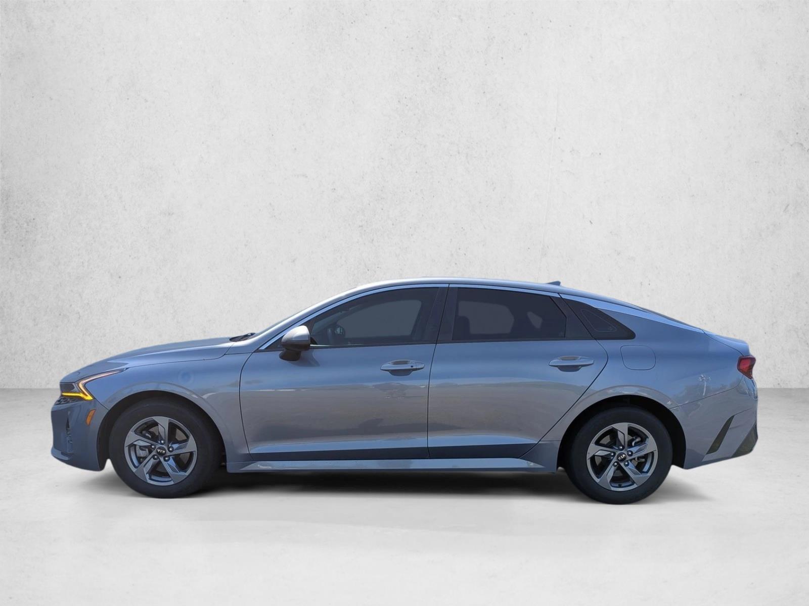 Thumbnail: 2021 Kia K5 - 2