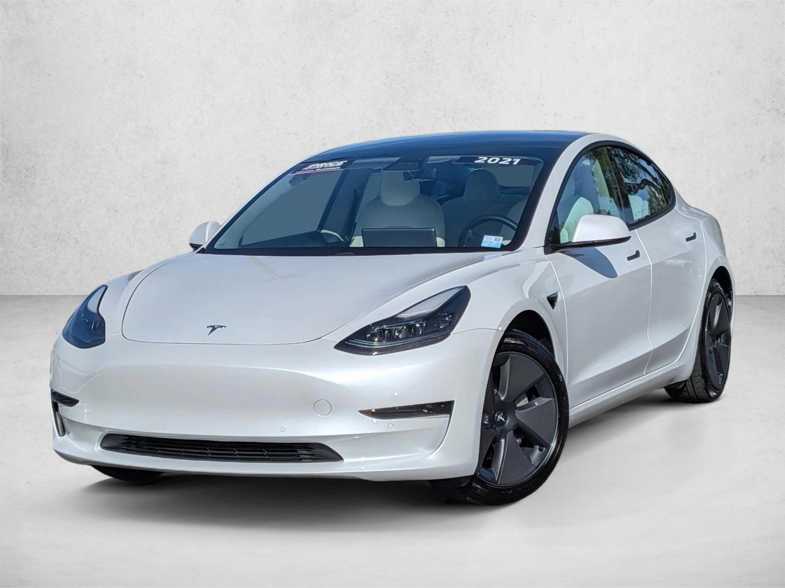 Thumbnail: 2021 Tesla Model 3 - 1