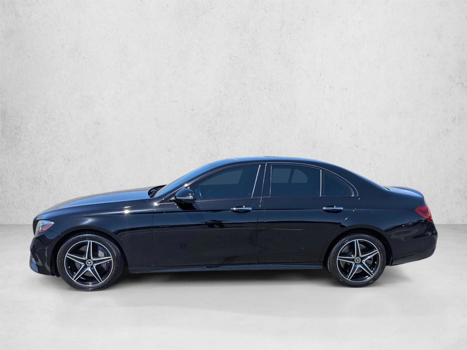 Thumbnail: 2020 Mercedes-Benz E-Class - 2