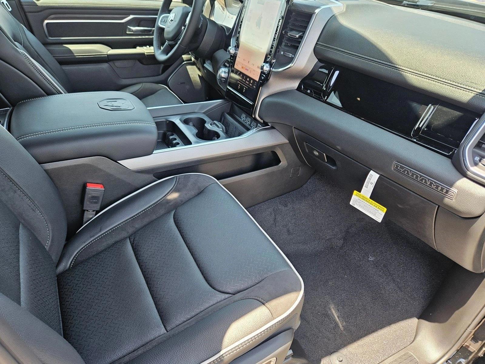 Thumbnail: 2026 RAM 1500 - 4