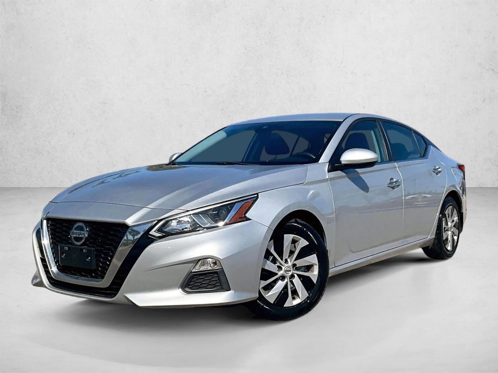 Thumbnail: 2020 Nissan Altima - 1