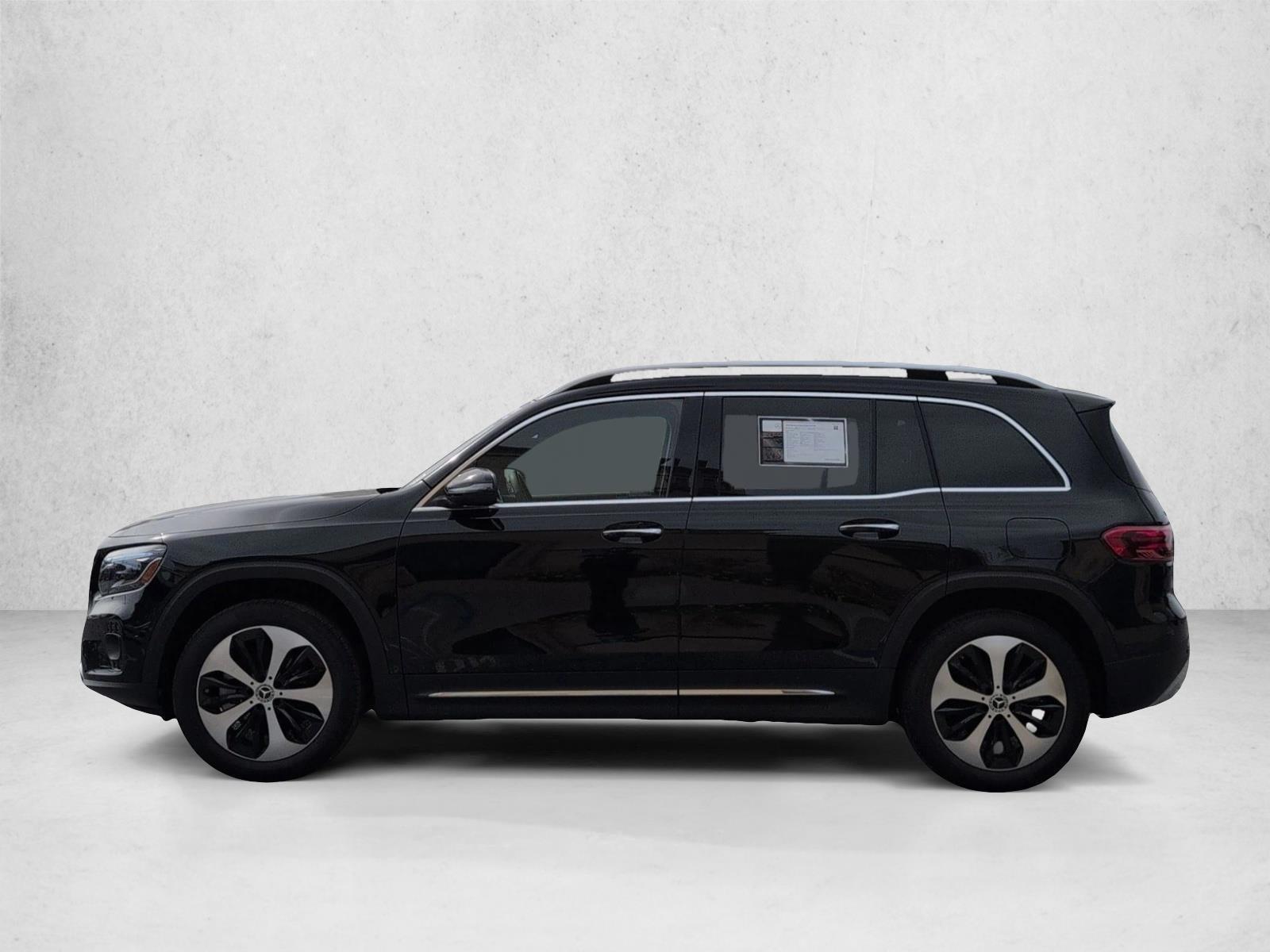 Thumbnail: 2025 Mercedes-Benz GLB - 2