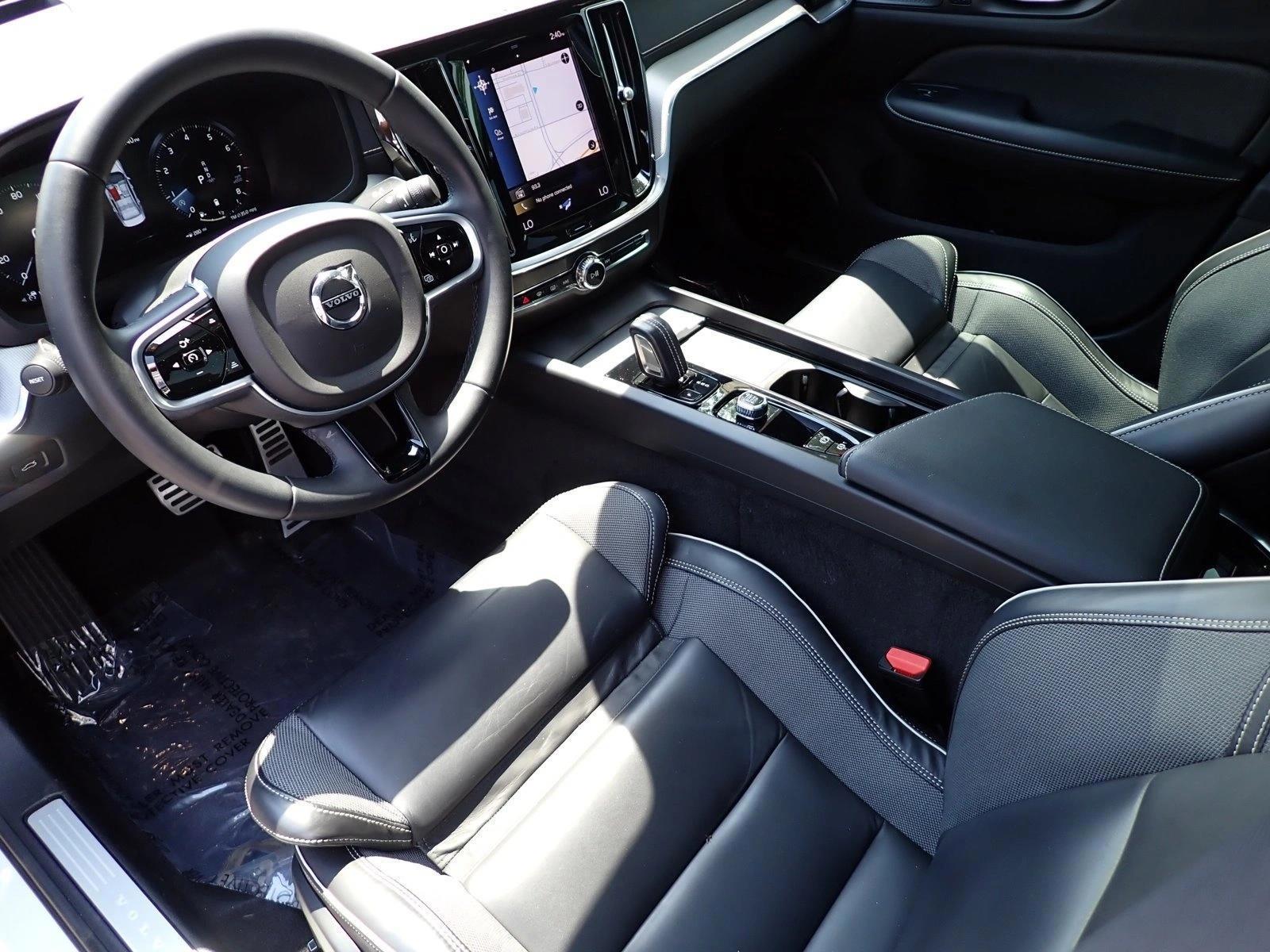 Thumbnail: 2022 Volvo S60 - 3