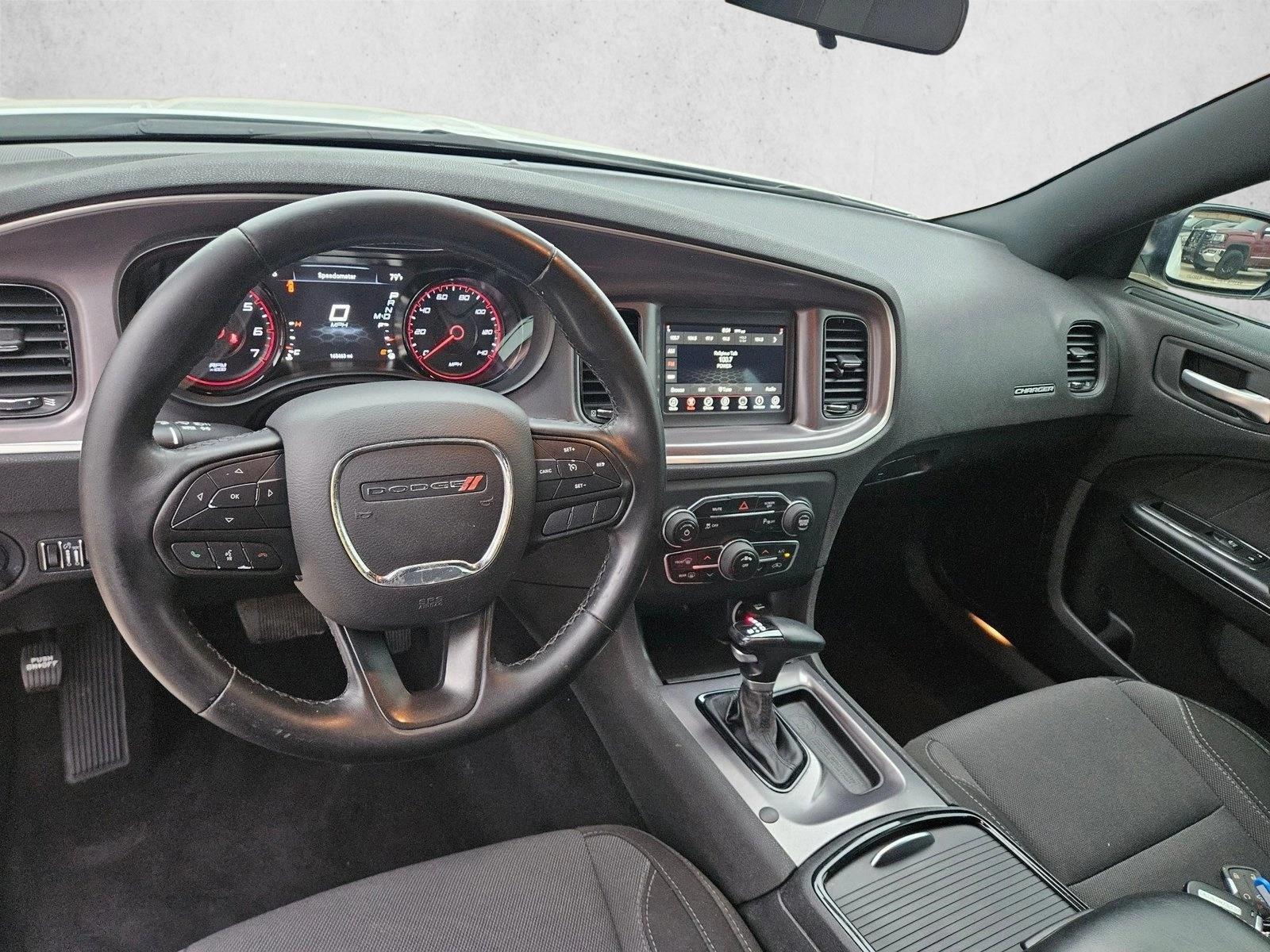 Thumbnail: 2020 Dodge Charger - 3
