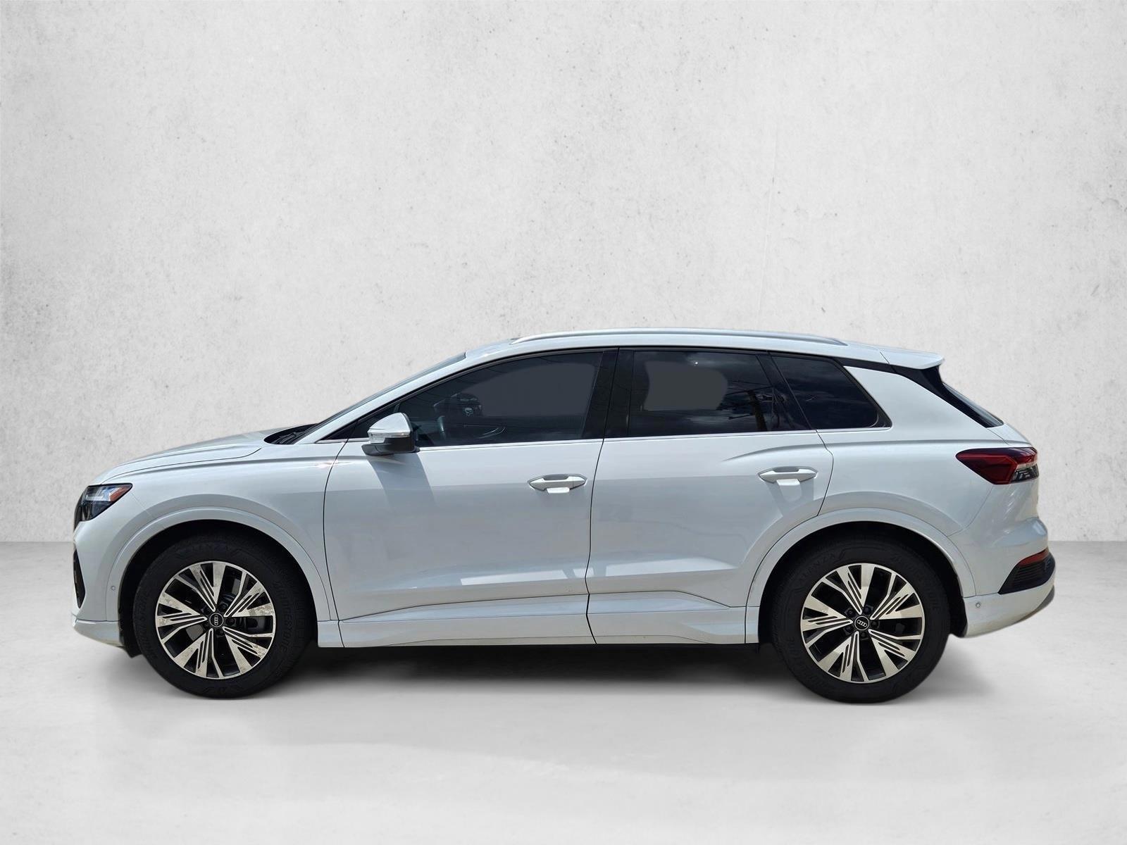Thumbnail: 2024 Audi Q4 e-tron - 2