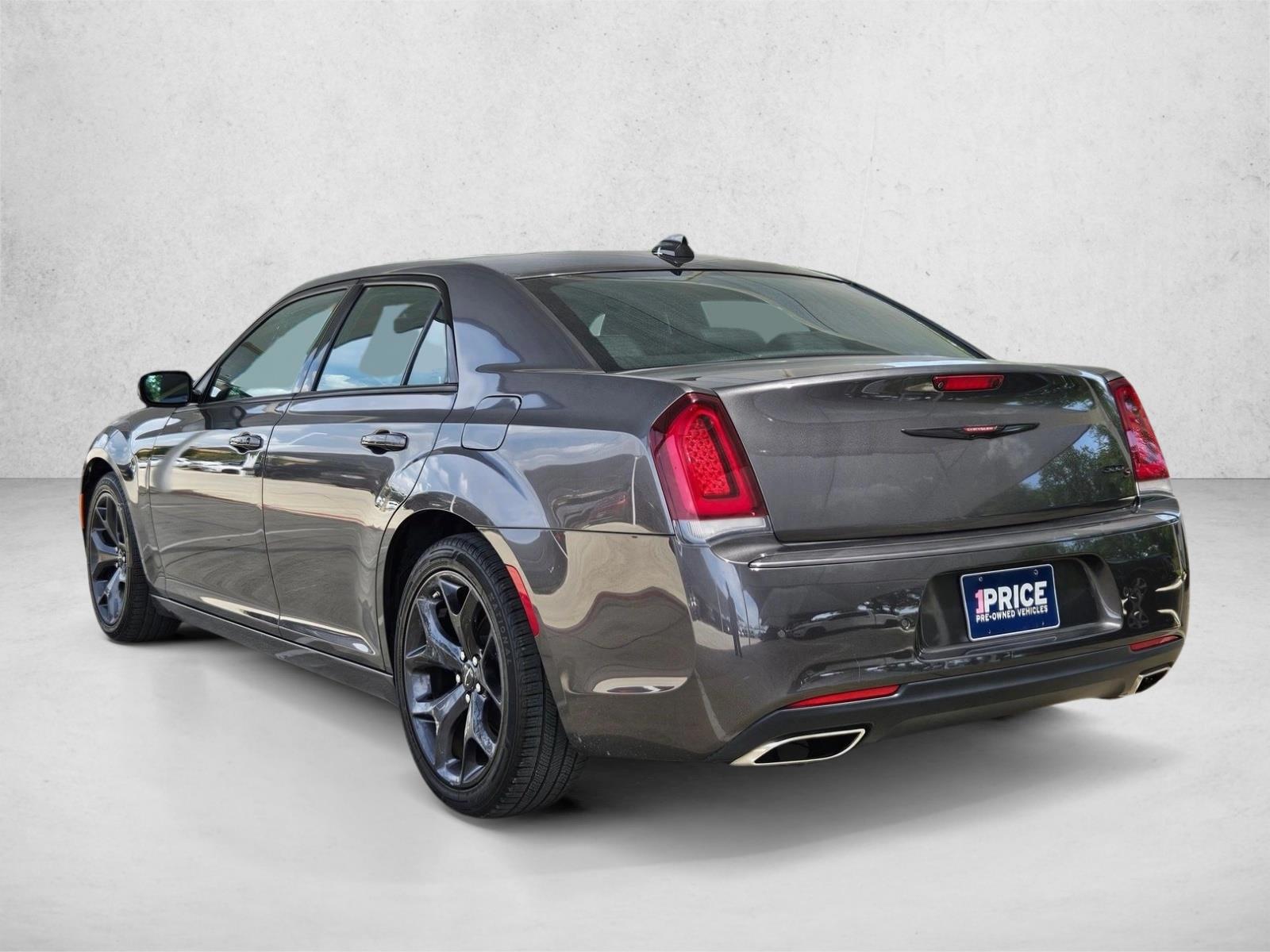 2023 Chrysler 300