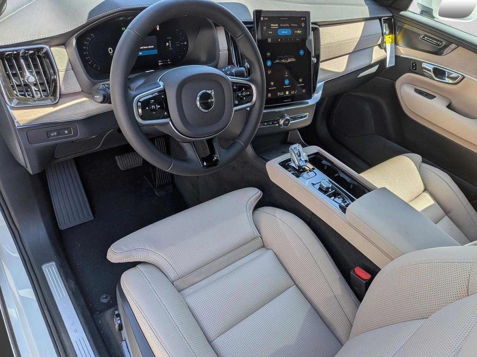 Thumbnail: 2026 Volvo XC90 - 3