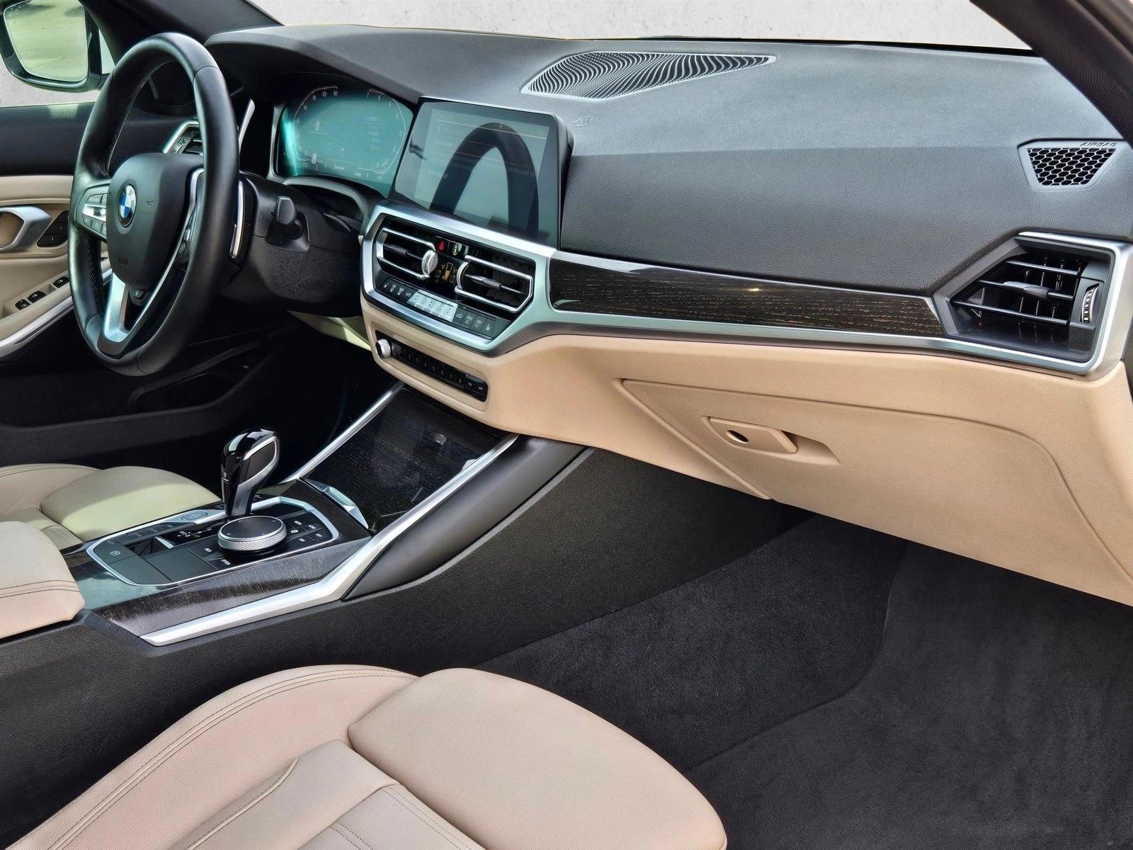 2022 BMW 3 Series 330i - Photo 23