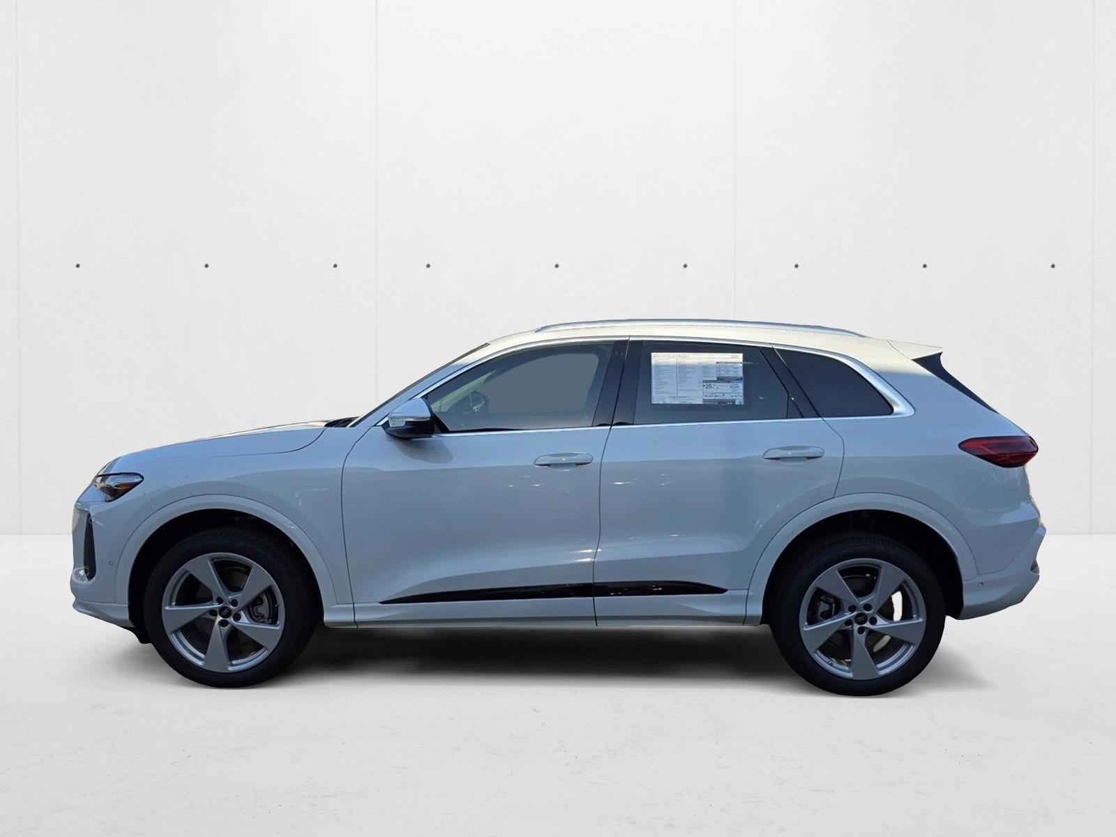 Thumbnail: 2025 Audi Q5 - 2