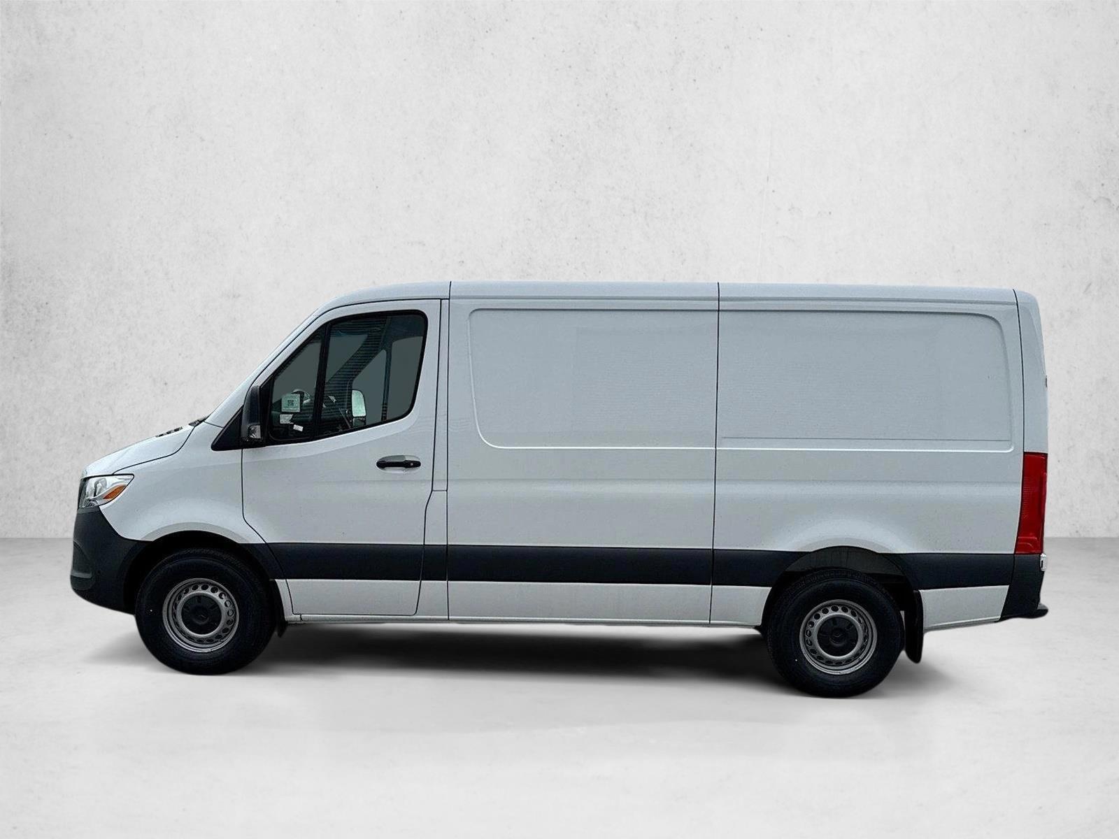 Thumbnail: 2026 Mercedes-Benz Sprinter - 2