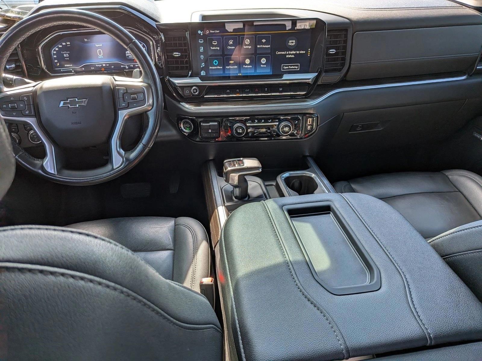 Thumbnail: 2022 Chevrolet Silverado 1500 - 4