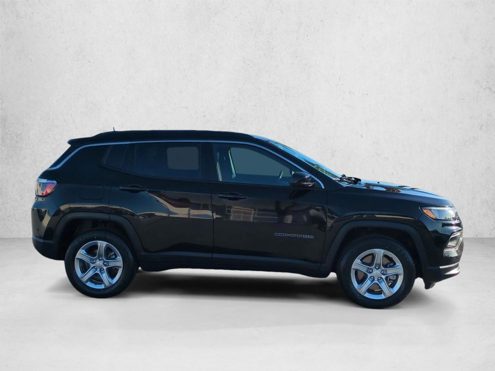 2023 Jeep Compass Latitude - Photo 4