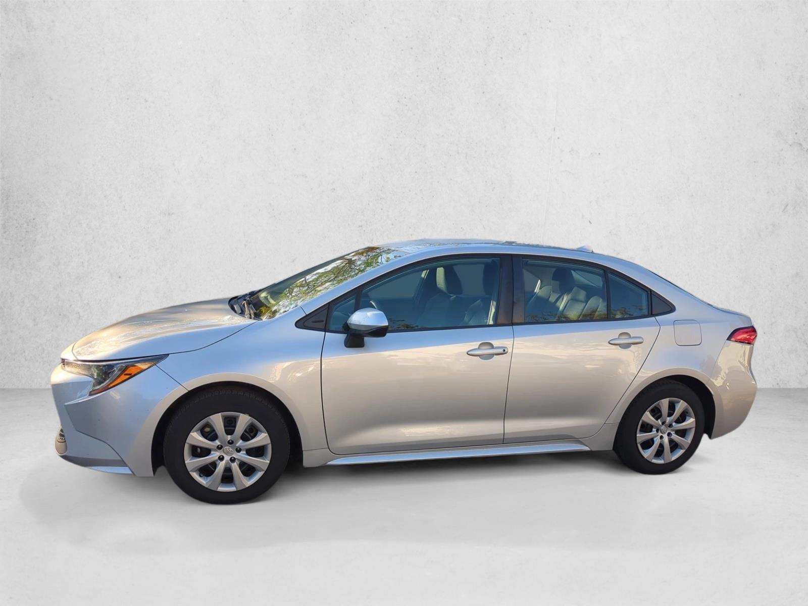 Thumbnail: 2021 Toyota Corolla - 2