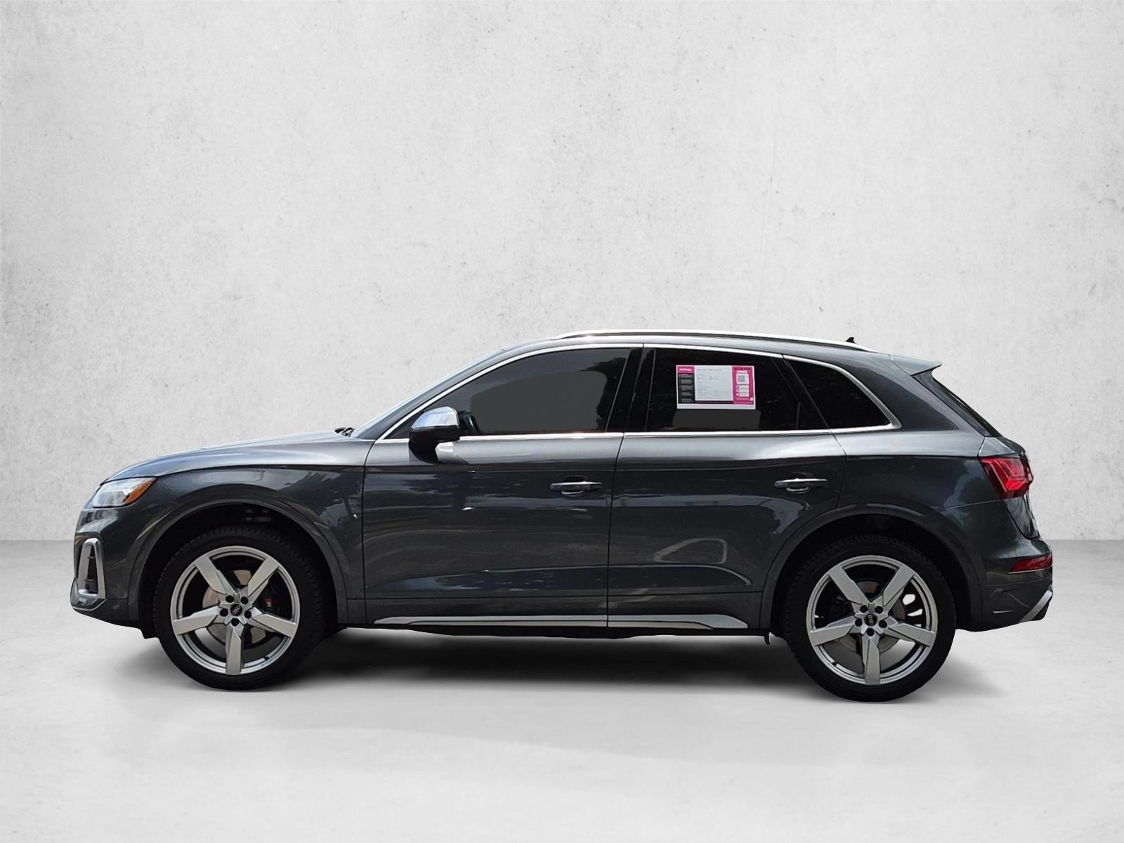Thumbnail: 2022 Audi SQ5 - 2