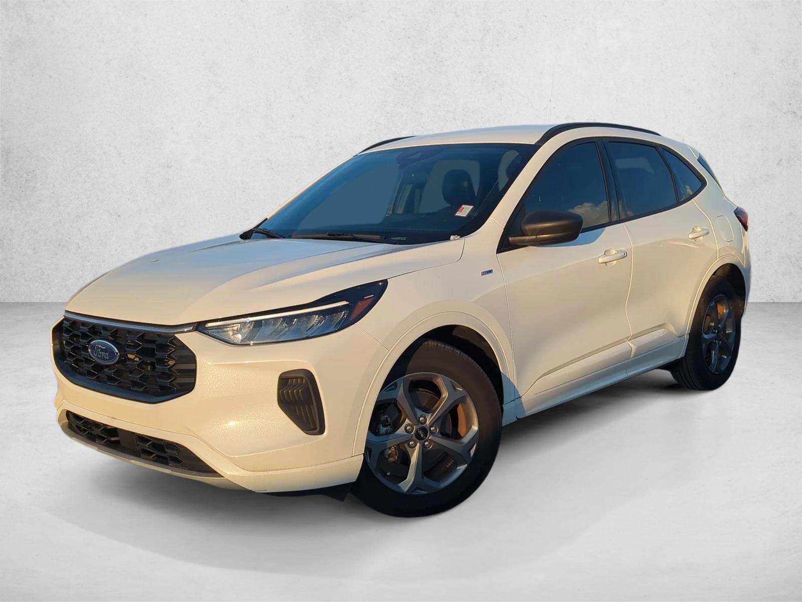 Thumbnail: 2023 Ford Escape - 1