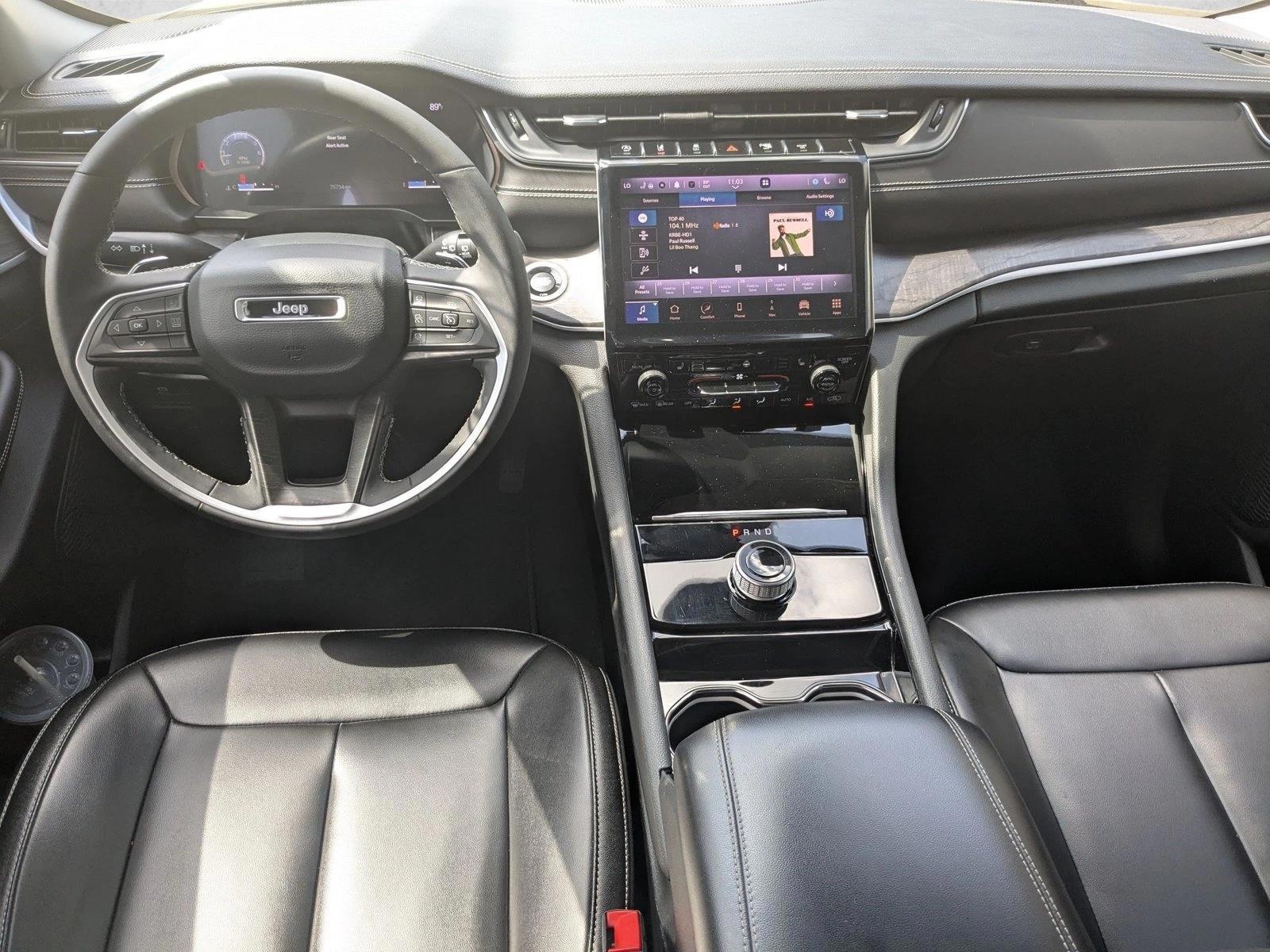 Thumbnail: 2023 Jeep Grand Cherokee - 3