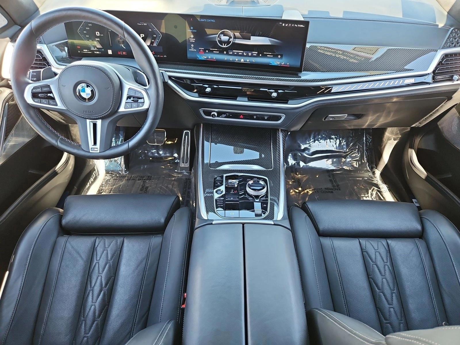 Thumbnail: 2024 BMW X7 - 4