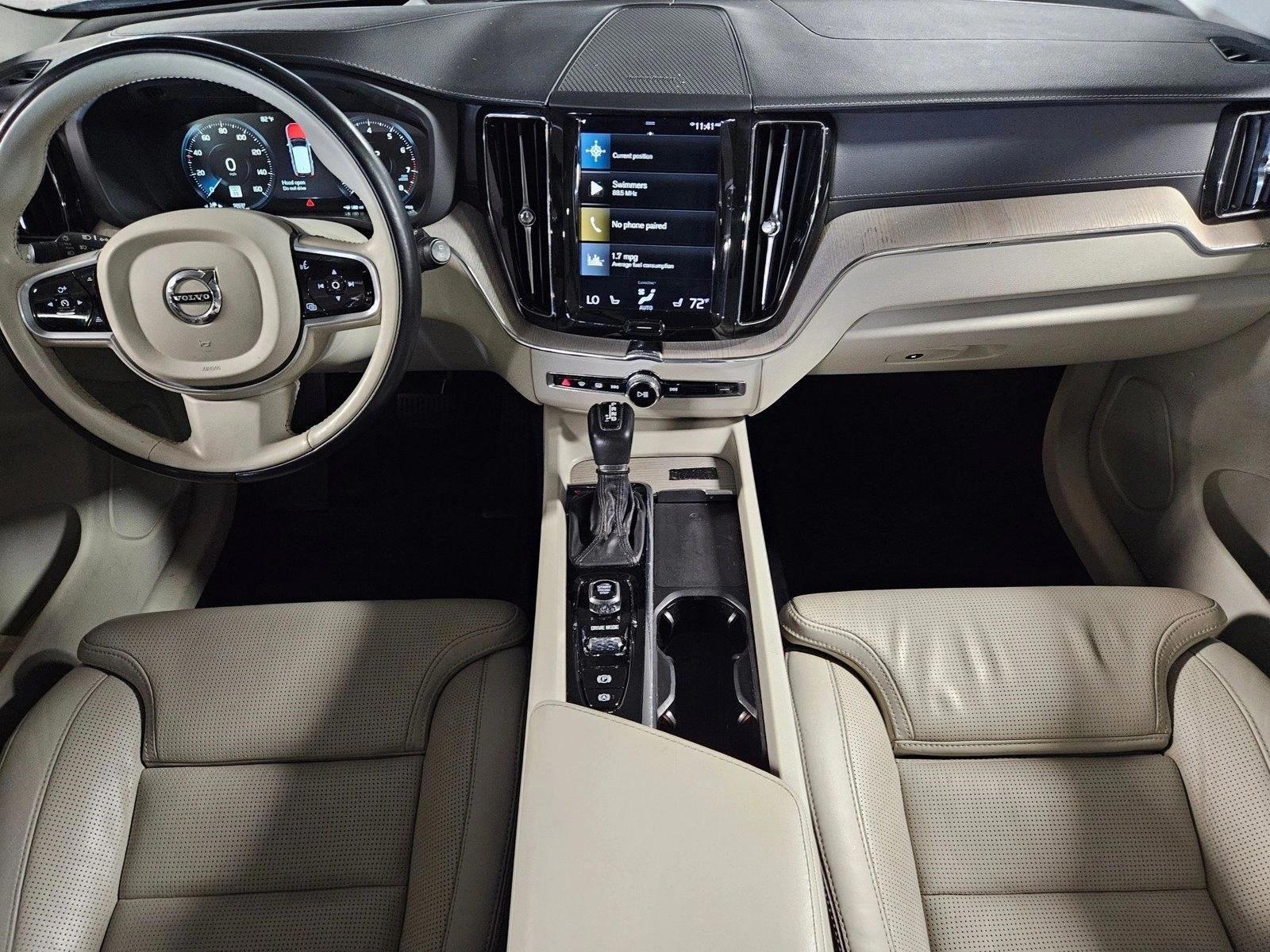 Thumbnail: 2021 Volvo XC60 - 4